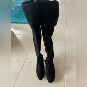 Vepose Black Heeled Boots for Women